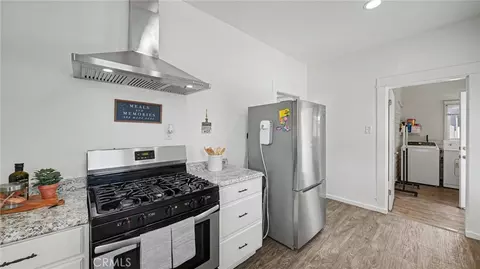Entry Way - 115 W 19th, Merced, CA 95340 photo 5 of 5