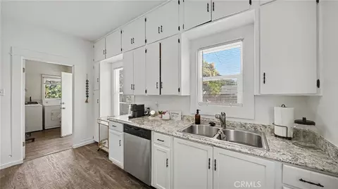 Entry Way - 115 W 19th, Merced, CA 95340 photo 4 of 5