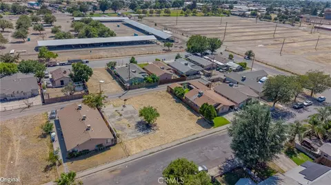240 E 10th St, Merced, CA 95341 photo 4