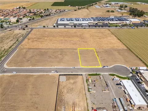 239 Commerce, Los Banos, CA 93635