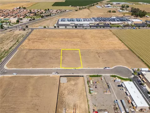 227 Commerce, Los Banos, CA 93635