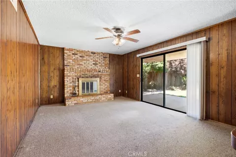 Living - 3553 Beals, Merced, CA 95348 photo 2 of 3