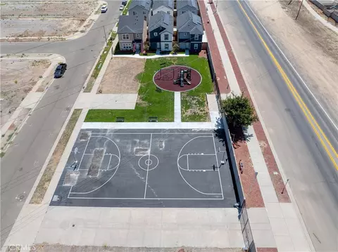 View/Area - 5046 Palisade Ave, Merced, CA 95348 photo 7 of 8