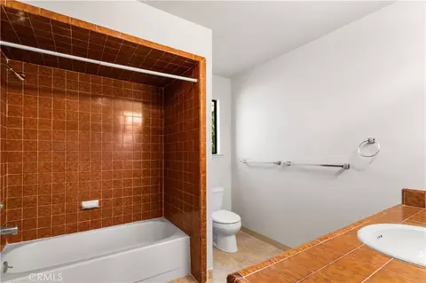 Bath - 59 W 27th, Merced, CA 95340 photo 3 of 5