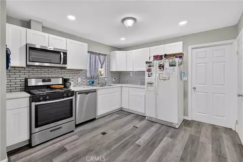 Kitchen - 1565 E Santa Fe, Merced, CA 95340 photo 1 of 1