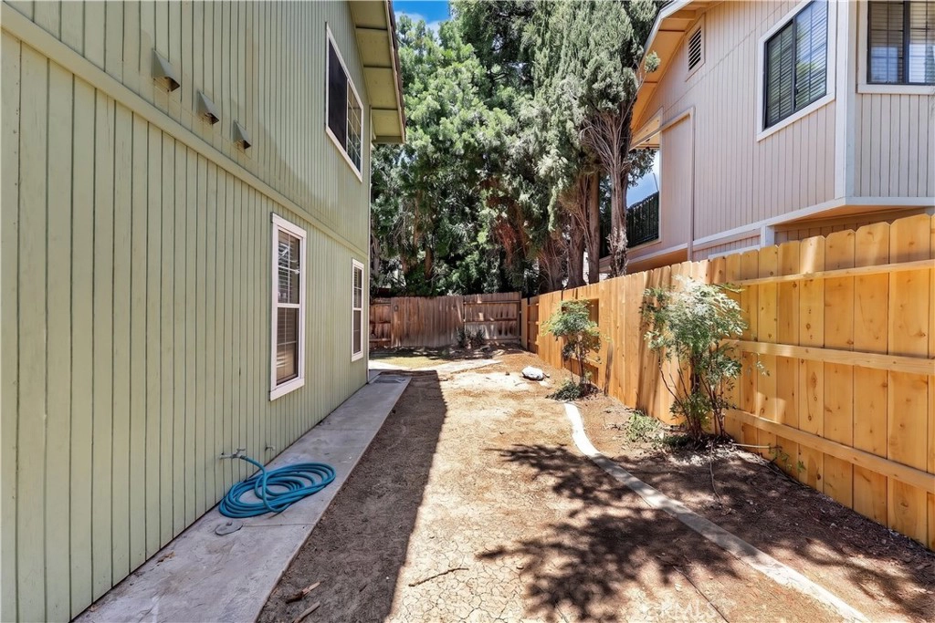 Exterior - 3054 Silver Elm Ct, Merced, CA 95340 photo 5 of 6