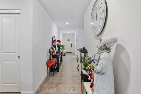 Entry Way - 739 Marcus Ct, Merced, CA 95341 photo 2 of 4