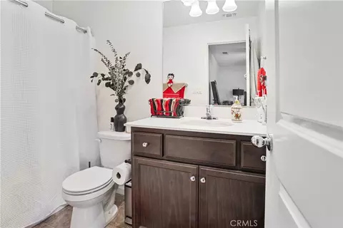 Bath - 739 Marcus Ct, Merced, CA 95341 photo 2 of 2