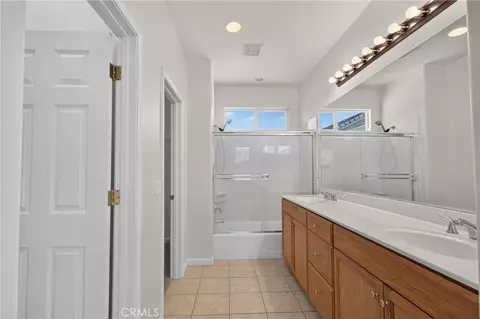 Bath - 3726 Crane, Merced, CA 95348 photo 2 of 3