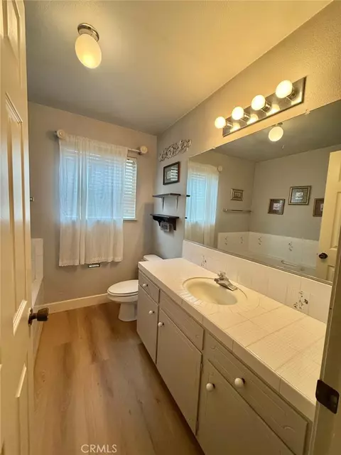 Bath - 2524 B And B, Merced, CA 95348 photo 3 of 4