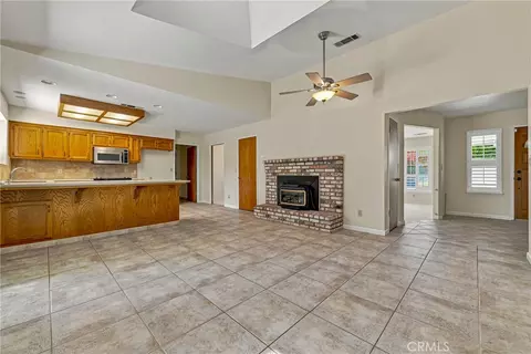 Living - 2163 Bennington Ct, Merced, CA 95340 photo 4 of 5