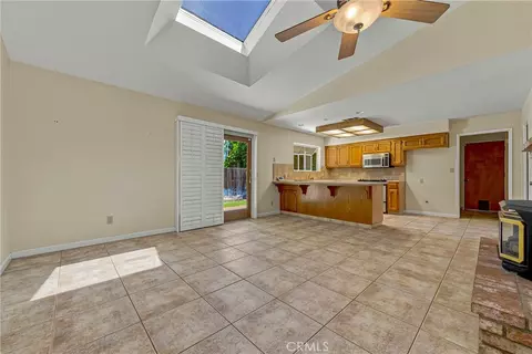 Living - 2163 Bennington Ct, Merced, CA 95340 photo 3 of 5
