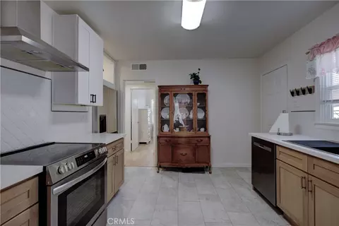 Kitchen - 636 W 25th, Merced, CA 95340 photo 1 of 3