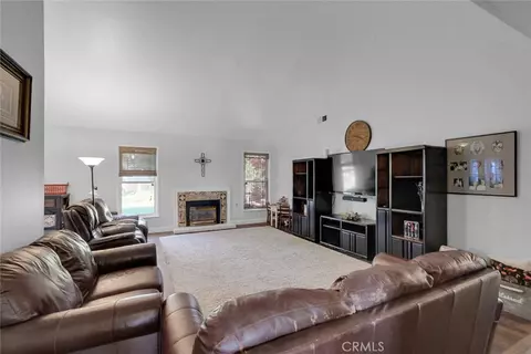 317 Circle, Chowchilla, CA 93610 photo 10