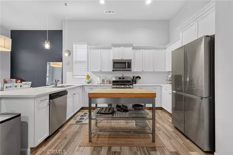 Kitchen - 515 Cadiz Ct, Merced, CA 95341 photo 1 of 2