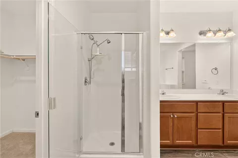 Bath - 714 Suzanne, Merced, CA 95348 photo 3 of 3