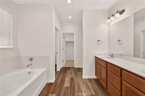 Entry Way - 714 Suzanne, Merced, CA 95348 photo 9 of 10
