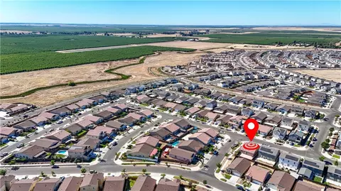 View/Area - 714 Suzanne, Merced, CA 95348 photo 7 of 12