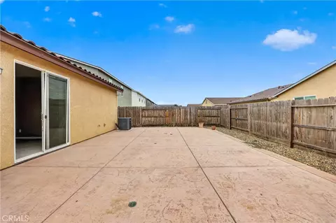 Exterior - 714 Suzanne, Merced, CA 95348 photo 4 of 5