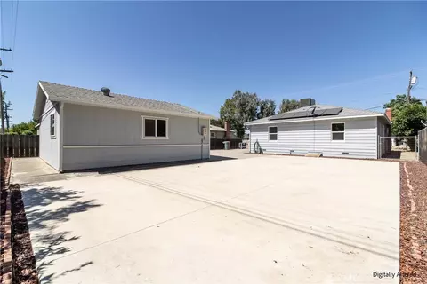 Exterior - 1860 Carol Ave, Merced, CA 95341 photo 5 of 7
