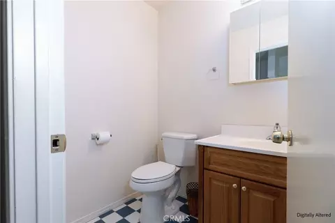 Bath - 1860 Carol Ave, Merced, CA 95341 photo 3 of 3