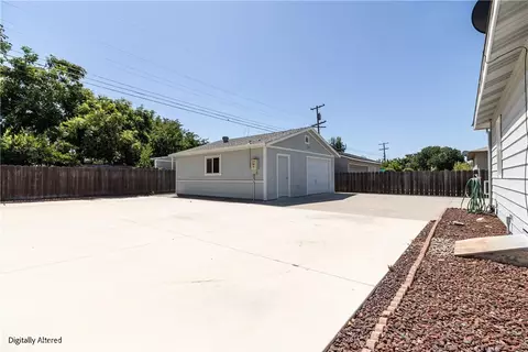 Exterior - 1860 Carol Ave, Merced, CA 95341 photo 6 of 7