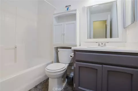 Bath - 102 S Benicia St, Planada, CA 95365 photo 1 of 2