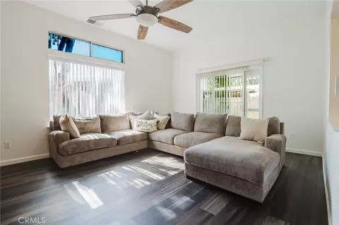 Living - 102 S Benicia St, Planada, CA 95365 photo 4 of 8