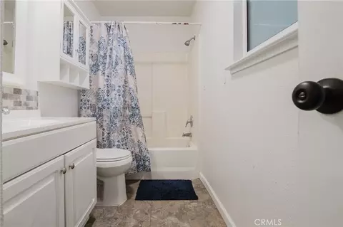 Bath - 102 S Benicia St, Planada, CA 95365 photo 2 of 2