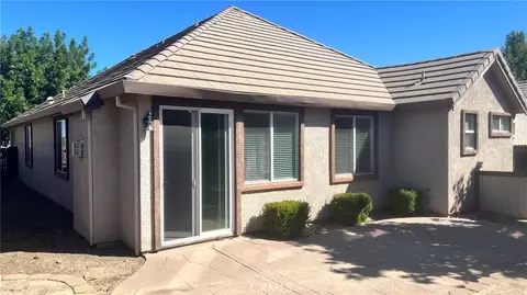 Exterior - 424 Barclay Way, Merced, CA 95348 photo 4 of 5