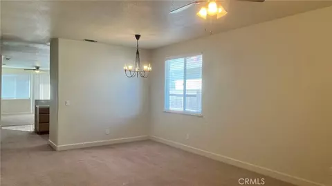 Living - 424 Barclay Way, Merced, CA 95348 photo 2 of 4