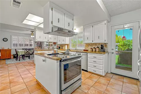 Kitchen - 3560 San Jose Ave, Merced, CA 95348 photo 2 of 7