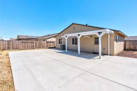 Exterior - 677 Mackenzie Ct, Merced, CA 95341 photo 6 of 8