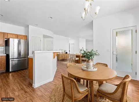 Dining - 1463 Esplanade, Merced, CA 95348 photo 3 of 4