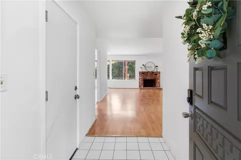 Entry Way - 42 Sunset Ct, Merced, CA 95340 photo 1 of 1