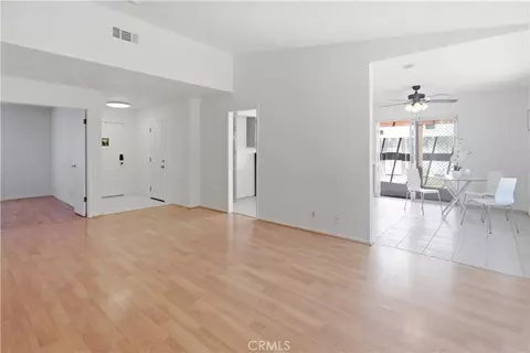 Living - 42 Sunset Ct, Merced, CA 95340 photo 2 of 3