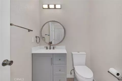 Bath - 520 Beckman Way, Merced, CA 95348 photo 1 of 3