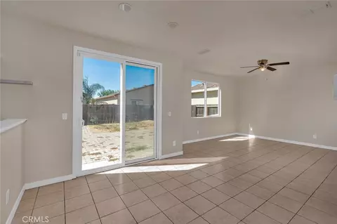 Living - 520 Beckman Way, Merced, CA 95348 photo 1 of 5