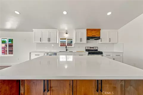 Kitchen - 1340 Rita Mae, Merced, CA 95341 photo 7 of 8