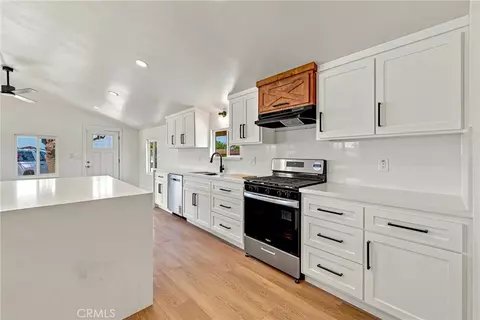 Kitchen - 1340 Rita Mae, Merced, CA 95341 photo 5 of 8