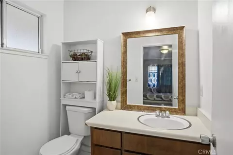Bath - 9207 Ayala Ct, Planada, CA 95365 photo 2 of 2