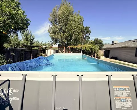 Exterior - 33 E Wallis, Gustine, CA 95322 photo 4 of 13