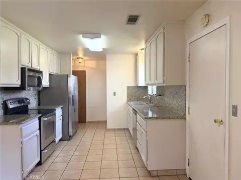 Kitchen - 33 E Wallis, Gustine, CA 95322 photo 3 of 3