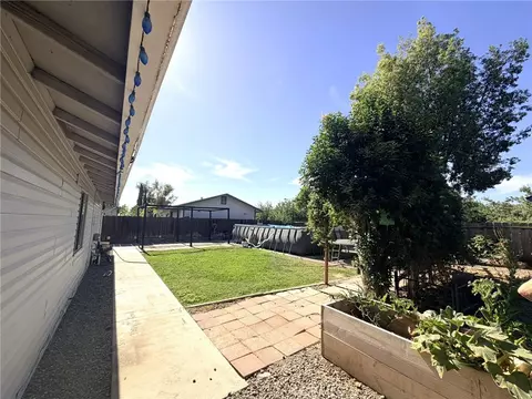 Exterior - 33 E Wallis, Gustine, CA 95322 photo 9 of 13