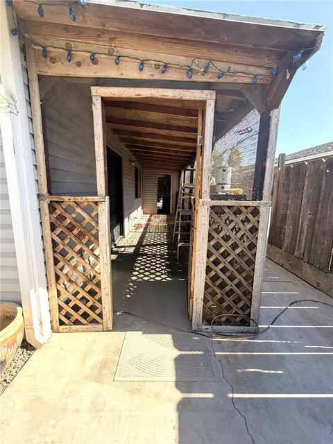 Exterior - 33 E Wallis, Gustine, CA 95322 photo 11 of 13