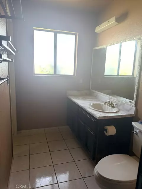 Bath - 33 E Wallis, Gustine, CA 95322 photo 4 of 4