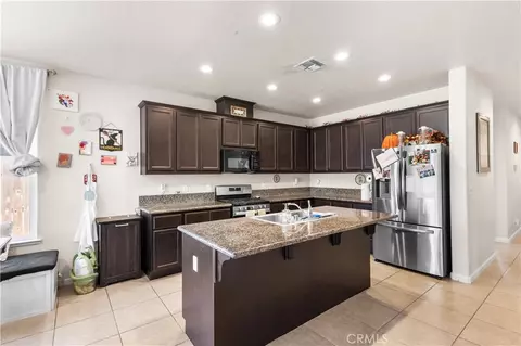 Kitchen - 630 Andrea, Merced, CA 95348 photo 4 of 4