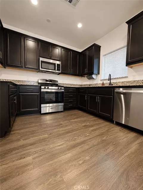 Kitchen - 5082 Palisade, Merced, CA 95348 photo 2 of 2