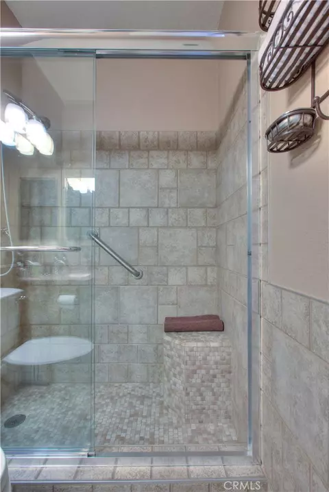 Bath - 4529 Sun Ray, Salida, CA 95368 photo 10 of 10