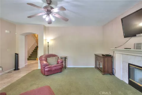Living - 4529 Sun Ray, Salida, CA 95368 photo 4 of 7